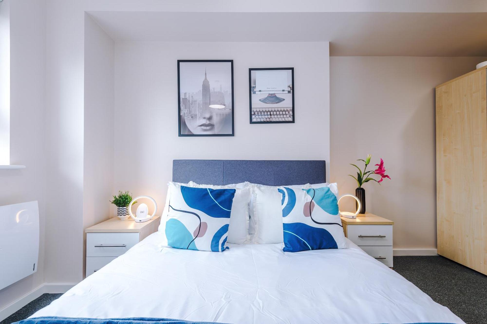 Deluxe New Build 2 Bedroom 2 Bathroom Apartment - Free Secure Parking Manchester Zewnętrze zdjęcie